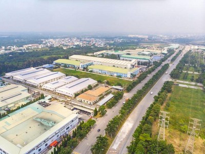 Chuyển nhượng hơn 5000m2 xưởng   đất cụm cn ở hà nội giá 1x triệu/m2 2