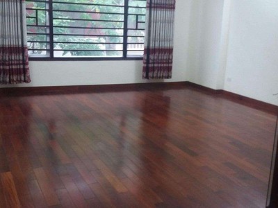 Cho thuê nhà 80m2 xây 5 tầng tại số 81C ngõ 60 phố Vũ Phạm Hàm, quận Cầu Giấy 1