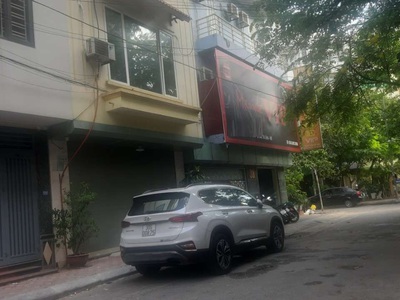 Cho thuê nhà 80m2 xây 5 tầng tại số 81C ngõ 60 phố Vũ Phạm Hàm, quận Cầu Giấy 2