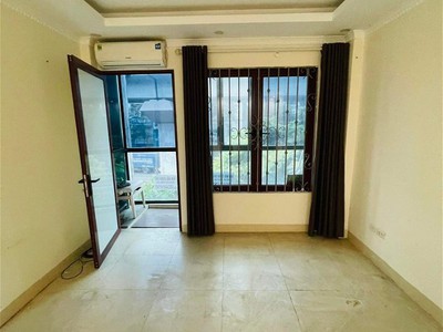 Chính chủ cho thuê căn hộ 2N1K tại phố chùa láng 8299