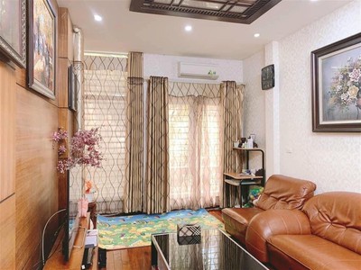 Chính chủ cho thuê căn hộ 2N1K tại phố chùa láng 7662