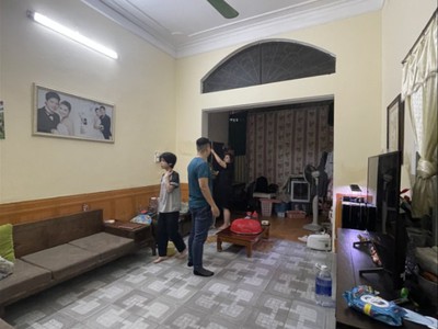 Chính chủ cho thuê căn hộ 2N1K tại phố chùa láng 7244