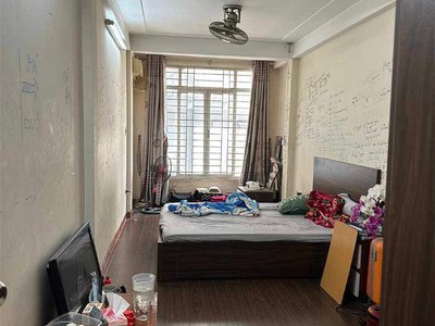 Chính chủ cho thuê căn hộ 2N1K tại phố chùa láng 7427