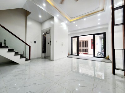 Chính chủ cho thuê căn hộ 2N1K tại phố chùa láng 8189