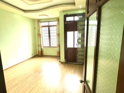 Chính chủ cho thuê căn hộ 2N1K tại phố chùa láng 8195