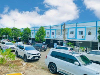 Hiện em có 2 căn ShopHouse thanh lý gấp 4