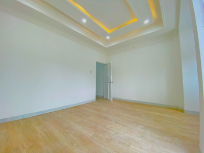 Hiện em có 2 căn ShopHouse thanh lý gấp 1