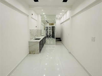 Chính chủ cho thuê căn hộ 2N1K tại phố chùa láng 9214