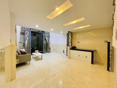 Chính chủ cho thuê căn hộ 2N1K tại phố chùa láng 8738