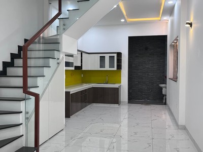 Chính chủ cho thuê căn hộ 2N1K tại phố chùa láng 8821
