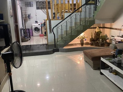 Chính chủ cho thuê căn hộ 2N1K tại phố chùa láng 8605