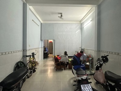 Chính chủ cho thuê căn hộ 2N1K tại phố chùa láng 8955