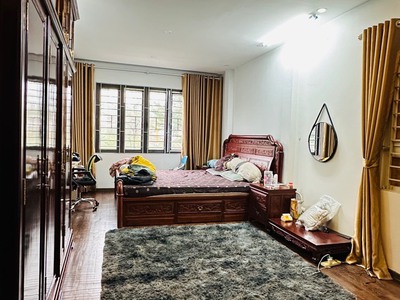 Chính chủ cho thuê căn hộ 2N1K tại phố chùa láng 8857