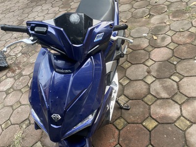 Honda Airblade xanh bạc đen 2016 3