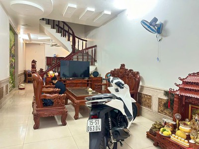 Chính chủ cho thuê căn hộ 2N1K tại phố chùa láng 9240