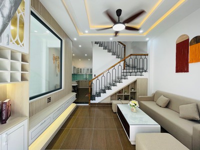 Chính chủ cho thuê căn hộ 2N1K tại phố chùa láng 9405