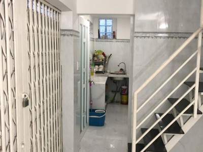 Chính chủ cho thuê căn hộ 2N1K tại phố chùa láng 10469