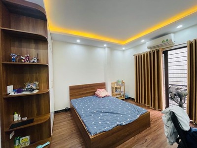 Chính chủ cho thuê căn hộ 2N1K tại phố chùa láng 10713