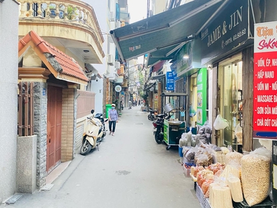 Chính chủ cho thuê căn hộ 2N1K tại phố chùa láng 9480