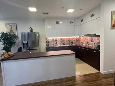 Bán căn hộ 130.5m2- 3PN - chung cư Hồ Gươm Plaza Trần Phú- Full nội thất xịn- view TP- Nhỉnh 2 tỷ 1