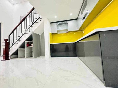 Chính chủ cho thuê căn hộ 2N1K tại phố chùa láng 10526