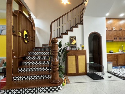 Cắt lỗ bán nhanh nhà homstay 3 tầng đỗ bá  biển mỹ khê phố tây an thượng giá 5 tỷ x 1