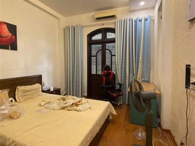Chính chủ cho thuê căn hộ 2N1K tại phố chùa láng 10702