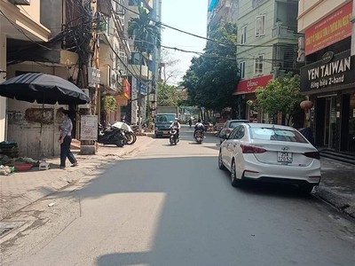Chính chủ cho thuê căn hộ 2N1K tại phố chùa láng 11001