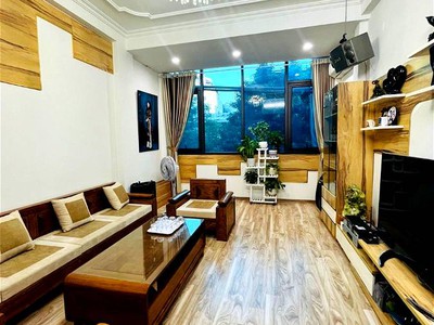 Chính chủ cho thuê căn hộ 2N1K tại phố chùa láng 10452
