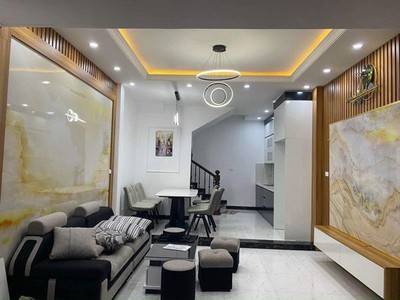 Chính chủ cho thuê căn hộ 2N1K tại phố chùa láng 9698