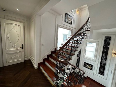 Chính chủ cho thuê căn hộ 2N1K tại phố chùa láng 10147