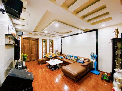 Chính chủ cho thuê căn hộ 2N1K tại phố chùa láng 10985