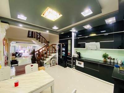 Chính chủ cho thuê căn hộ 2N1K tại phố chùa láng 10988