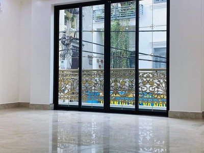 Chính chủ cho thuê căn hộ 2N1K tại phố chùa láng 10969
