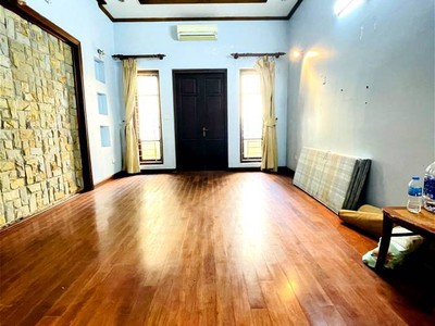 Chính chủ cho thuê căn hộ 2N1K tại phố chùa láng 9518