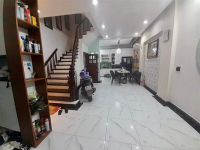 Chính chủ cho thuê căn hộ 2N1K tại phố chùa láng 9973