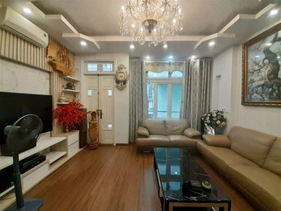 Chính chủ cho thuê căn hộ 2N1K tại phố chùa láng 9969