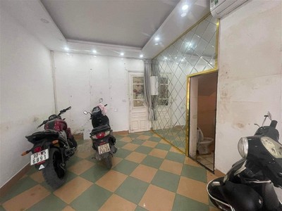 Chính chủ cho thuê căn hộ 2N1K tại phố chùa láng 10722