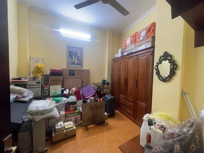 Chính chủ cho thuê căn hộ 2N1K tại phố chùa láng 10724