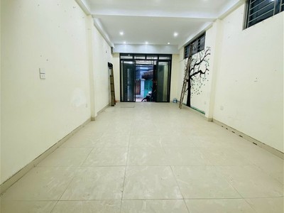 Chính chủ cho thuê căn hộ 2N1K tại phố chùa láng 11047