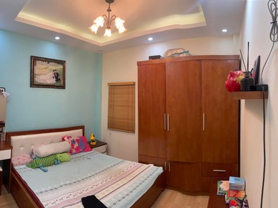 Chính chủ cho thuê căn hộ 2N1K tại phố chùa láng 10037