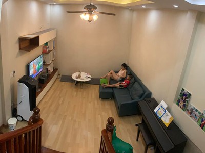 Chính chủ cho thuê căn hộ 2N1K tại phố chùa láng 10041