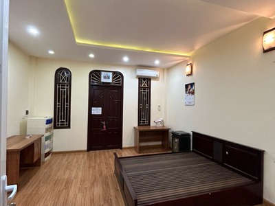 Chính chủ cho thuê căn hộ 2N1K tại phố chùa láng 10046
