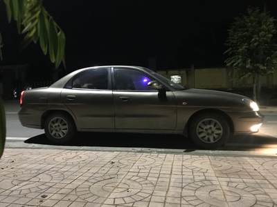 Xe cho các bác về tránh mưa tránh nắng,tránh rét ạ. 6