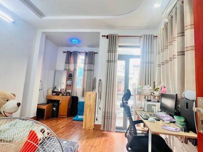 Chính chủ cho thuê căn hộ 2N1K tại phố chùa láng 11124