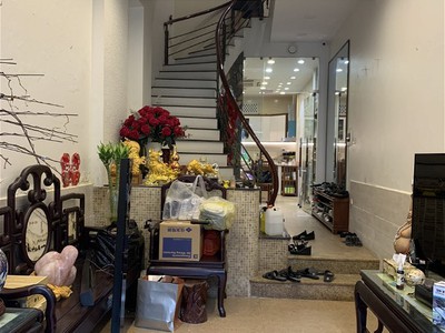 Chính chủ cho thuê căn hộ 2N1K tại phố chùa láng 11593