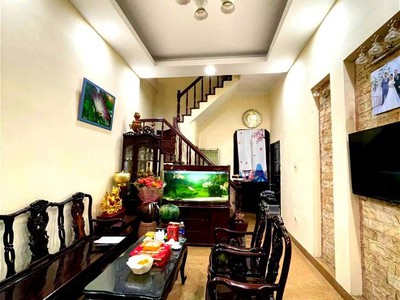 Chính chủ cho thuê căn hộ 2N1K tại phố chùa láng 11620
