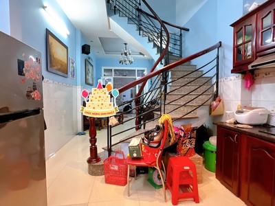 Chính chủ cho thuê căn hộ 2N1K tại phố chùa láng 11699