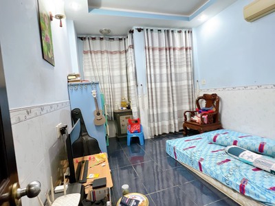 Chính chủ cho thuê căn hộ 2N1K tại phố chùa láng 11700