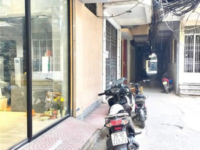 Chính chủ cho thuê căn hộ 2N1K tại phố chùa láng 12444